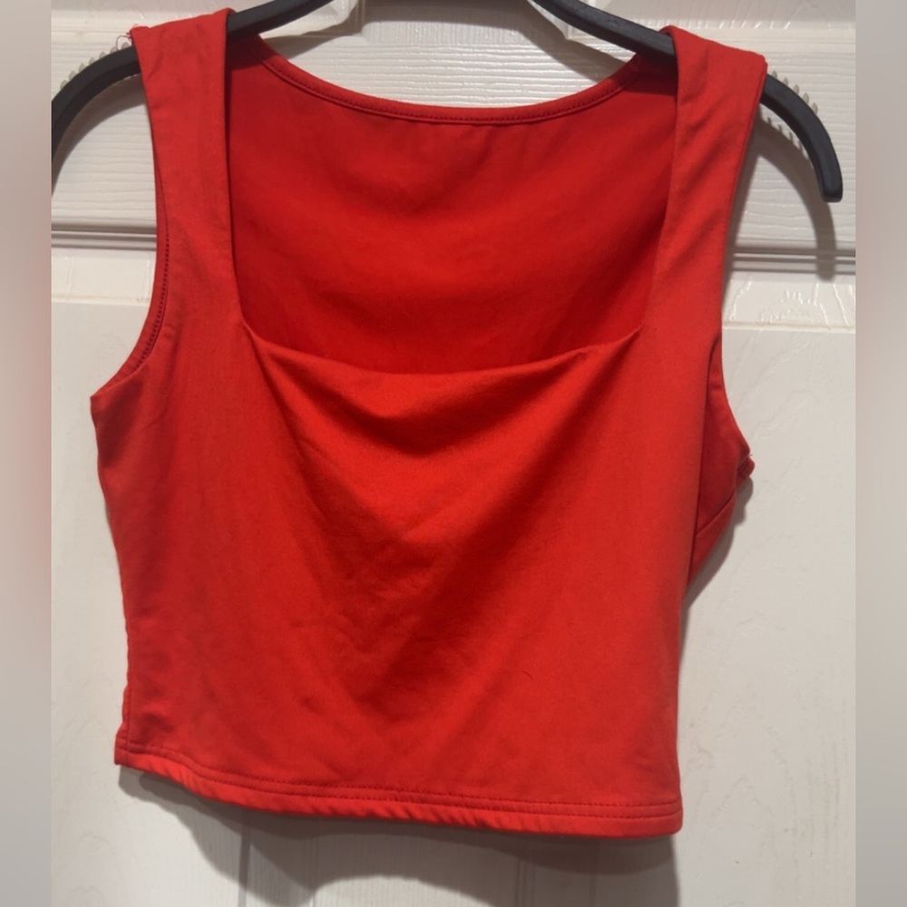 Red crop tank top Size M #summer